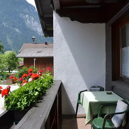 Britzerhof Apartment *